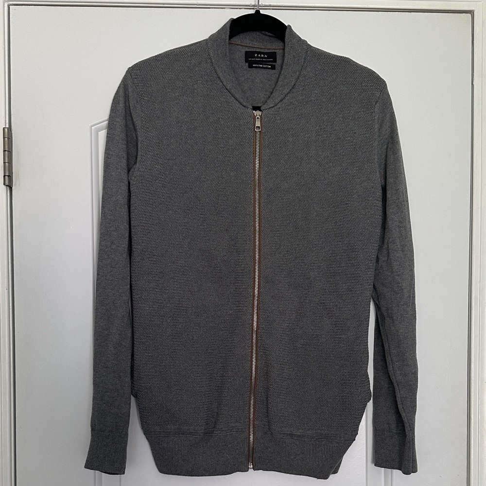 4/$25 Zara Men’s Gray Sweater with Zip Up & Pockets 100% Fine Cotton Sz M